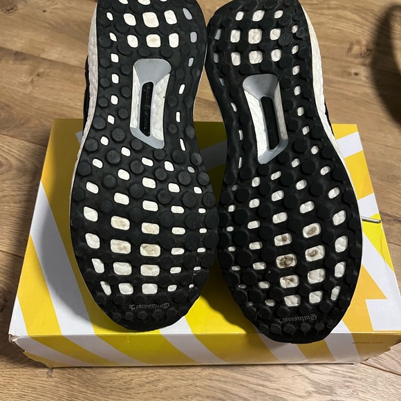 Adidas Ultraboost 1.0 - Picture 4 of 4